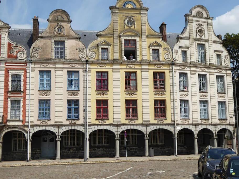 Les Coquelicots Grand Place Arras Exterior photo