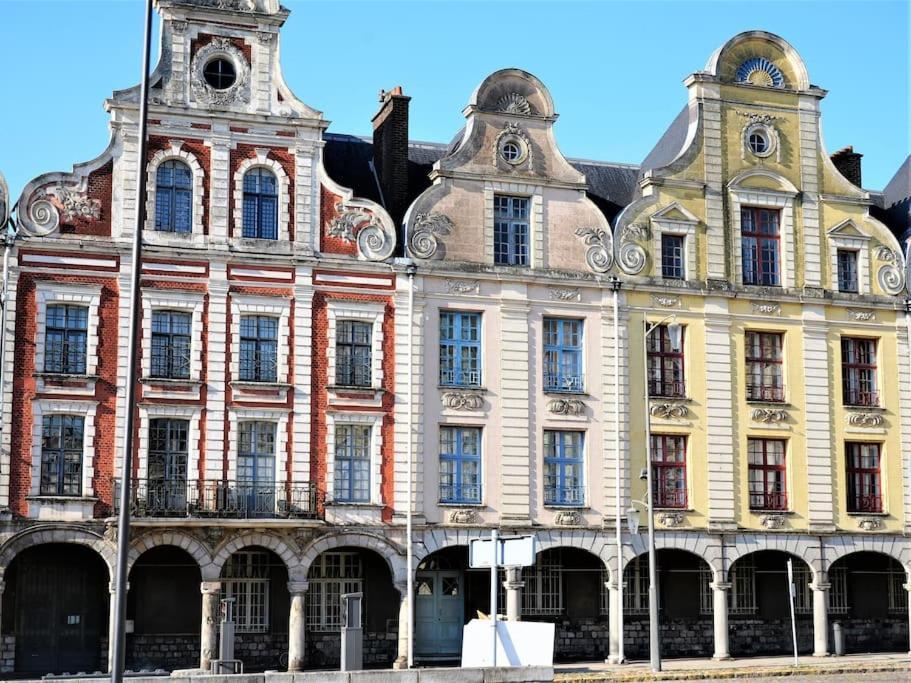 Les Coquelicots Grand Place Arras Exterior photo